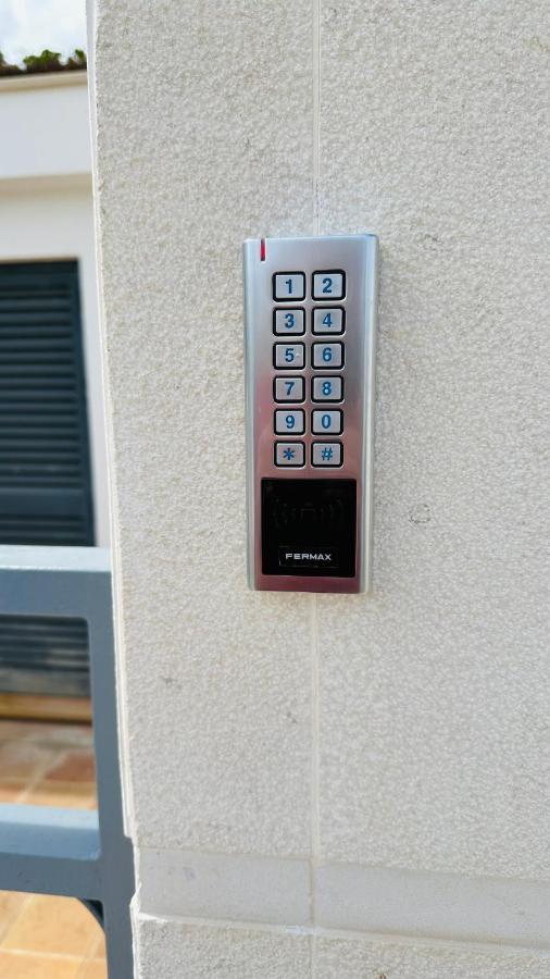 Amazing 2 Bedroom Apartment Near Beach With Pool Lagos Exterior foto